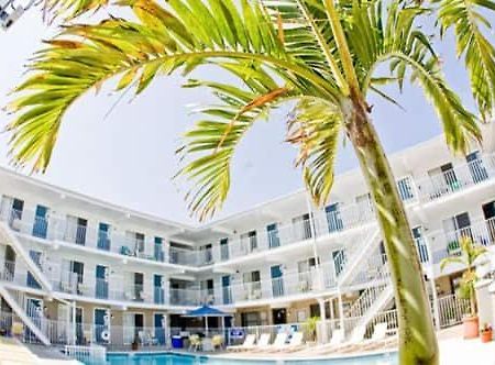 Harbor Light Family Resort Норт Уайлдууд Екстериор снимка