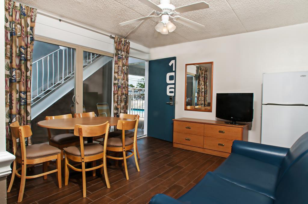 Harbor Light Family Resort Норт Уайлдууд Екстериор снимка