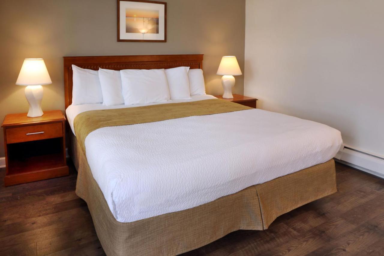 Harbor Light Family Resort Норт Уайлдууд Екстериор снимка